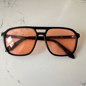 Brand new Quay sunglasses